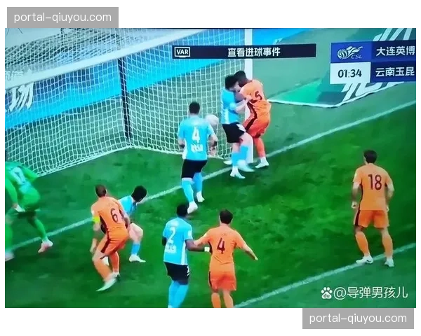 奥斯卡五球暂居射手榜首位 升班马锋线大腿持续输出